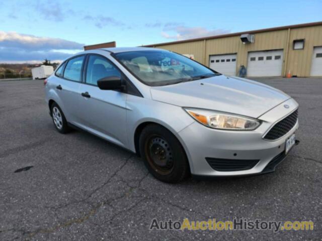 FORD FOCUS S, 1FADP3E27GL306894