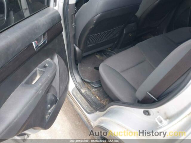 KIA SORENTO LX, 5XYKTDA10BG141274