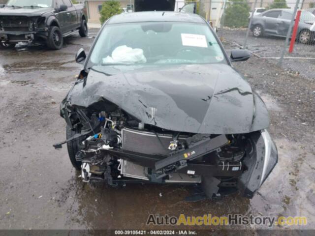 HYUNDAI ELANTRA LIMITED, KMHLP4AG2PU495943