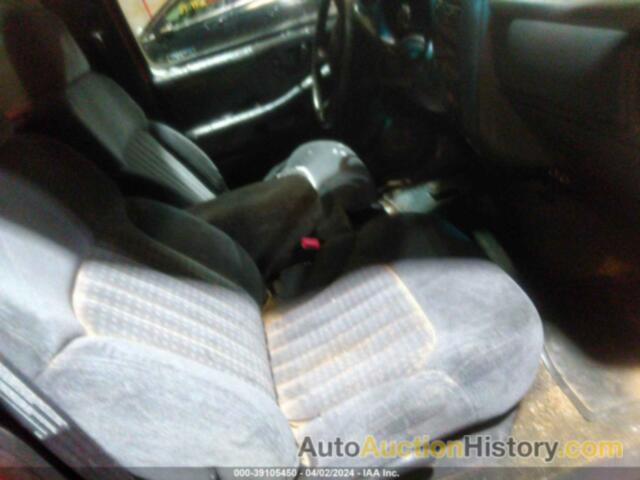 CHEVROLET S-10 LS, 1GCDT14W8YK152590