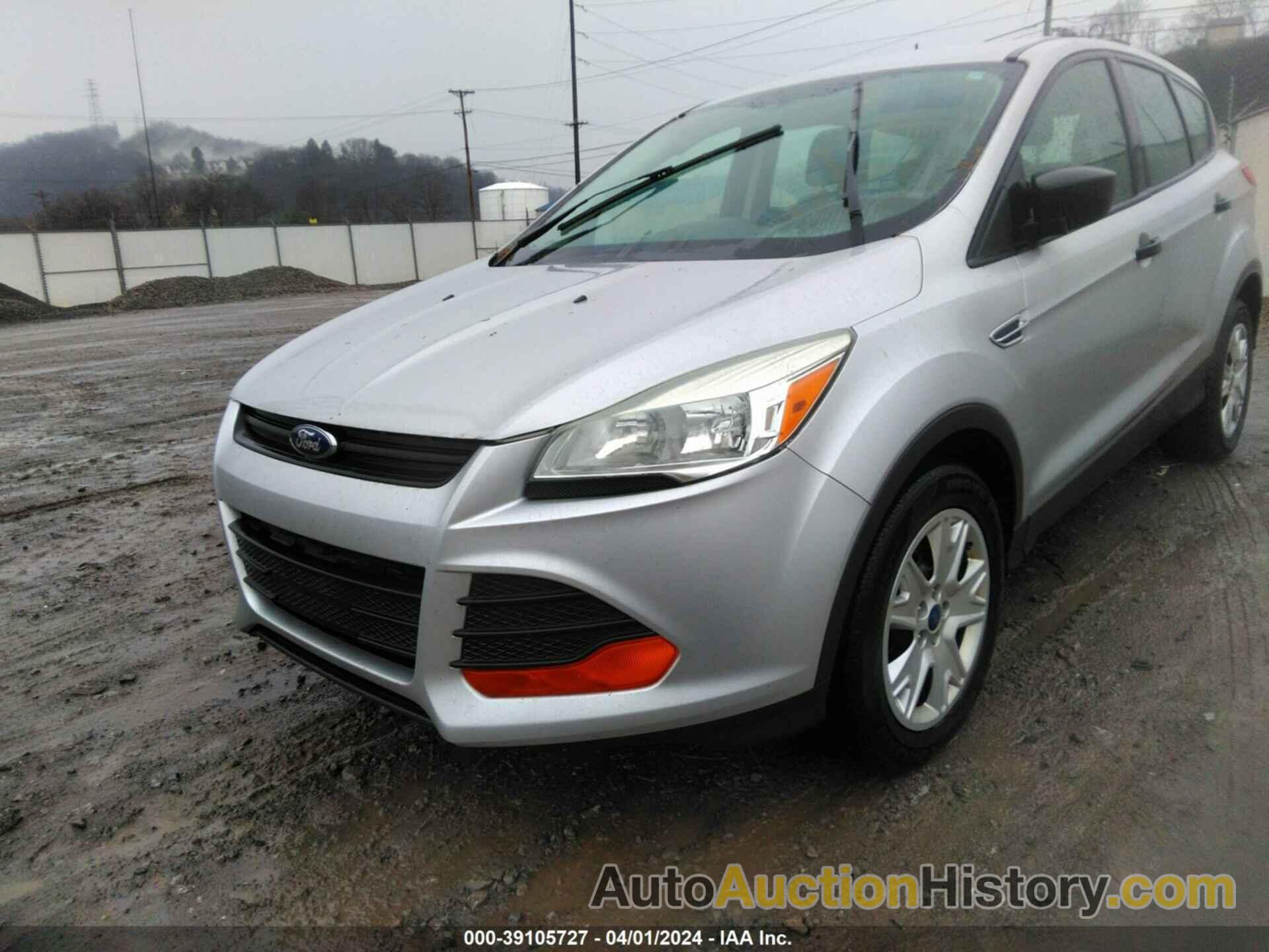 FORD ESCAPE S, 1FMCU0F76FUA15606