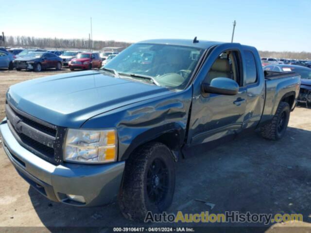 CHEVROLET SILVERADO 1500 LTZ, 1GCRKTE37BZ129759