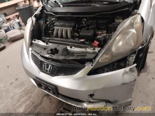 HONDA FIT, JHMGE8H37DC017944