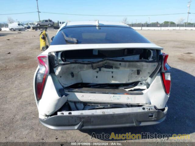 TOYOTA PRIUS FOUR TOURING, JTDKARFU6G3526968