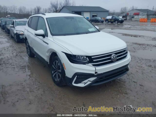 VOLKSWAGEN TIGUAN S, 3VV0B7AX4NM132067