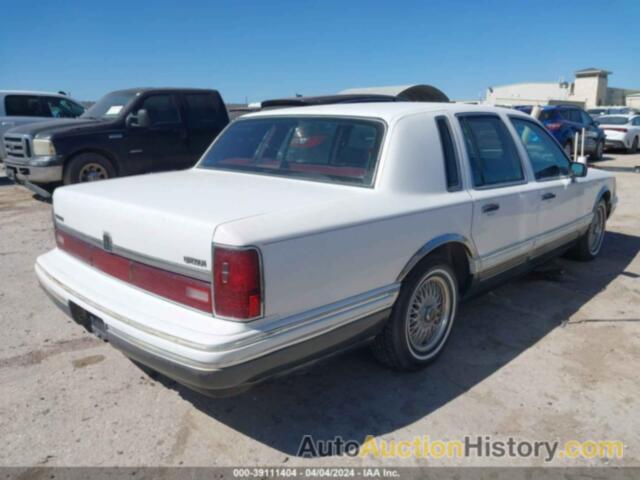 LINCOLN TOWN CAR SIGNATURE/TOURNAMENT, 1LNLM82WXRY622813