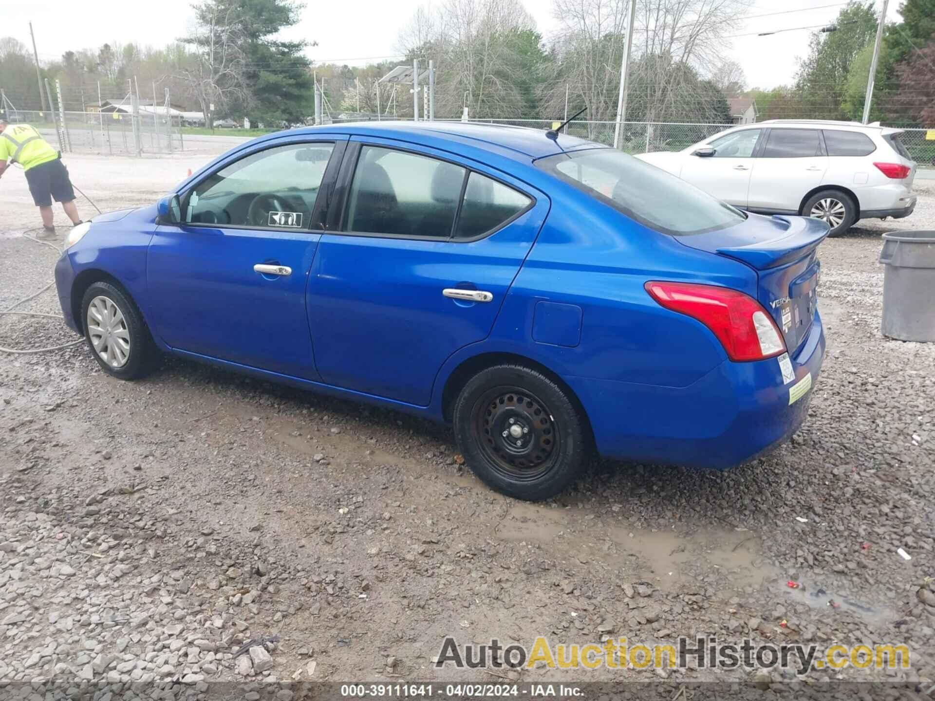 NISSAN VERSA 1.6 SV, 3N1CN7AP4EL869409