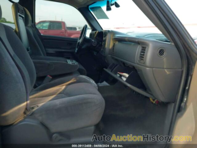 CHEVROLET SILVERADO 1500 LS, 2GCEC13T551368243