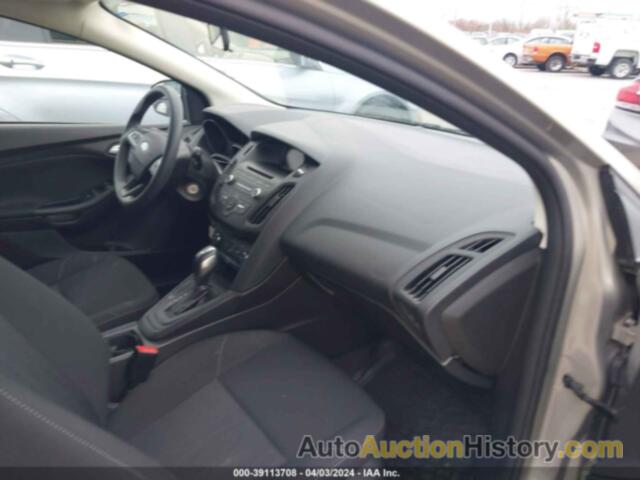 FORD FOCUS SE, 1FADP3K2XGL389628