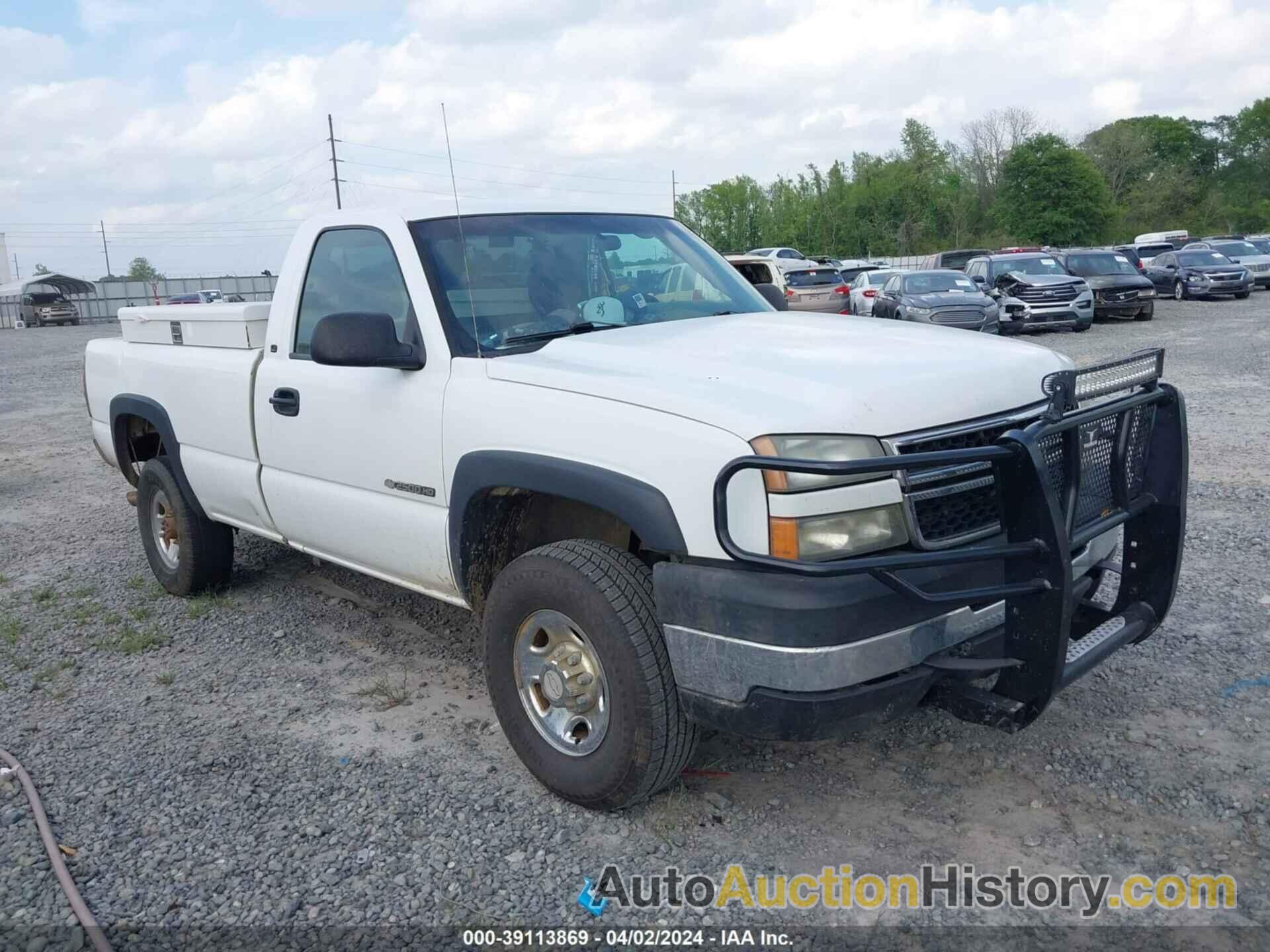 CHEVROLET SILVERADO 2500HD LS, 1GCHC24U56E186343