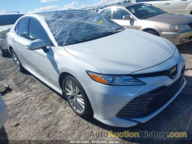 TOYOTA CAMRY XLE, 4T1B11HK8JU064374