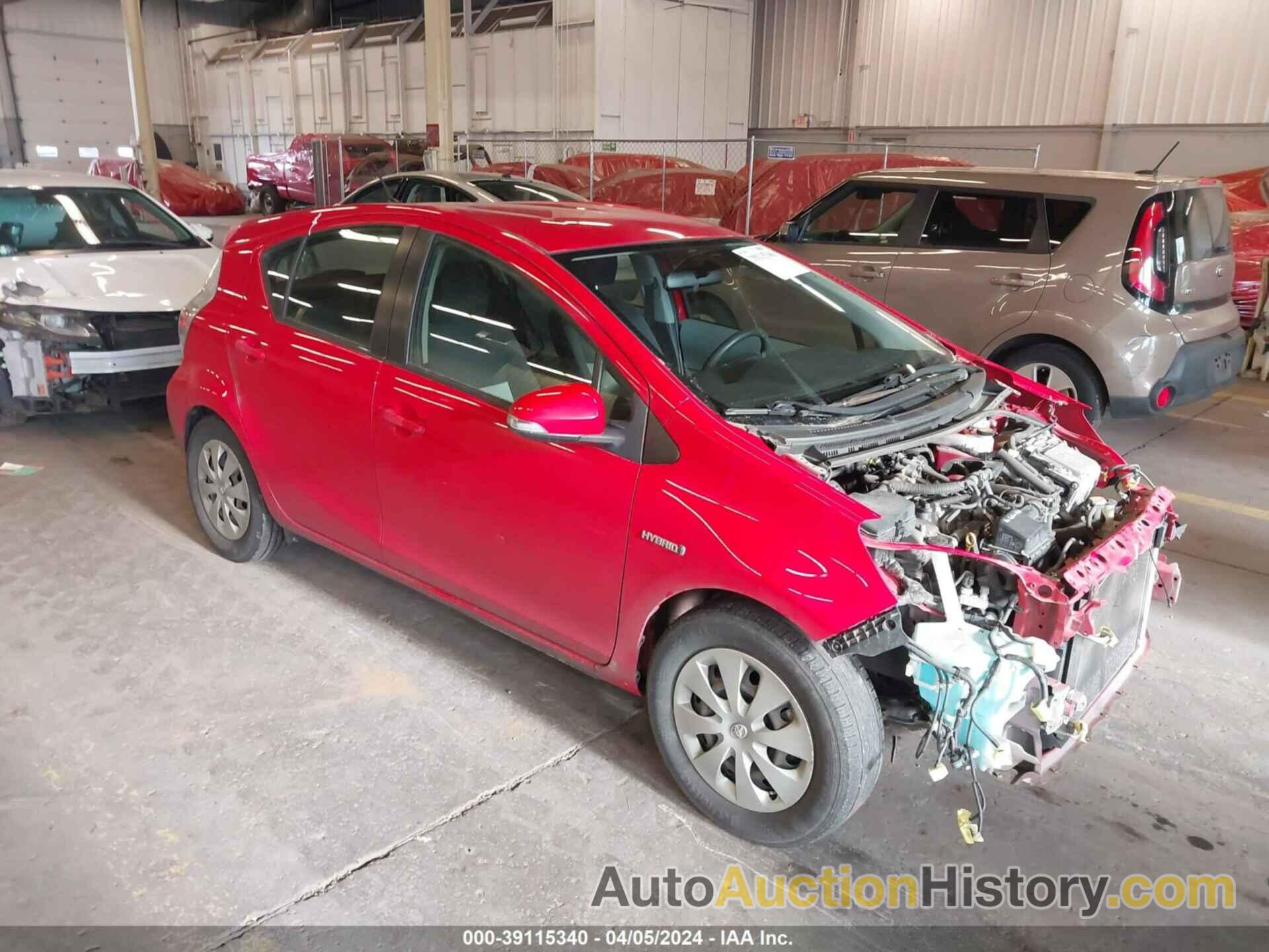 TOYOTA PRIUS C TWO, JTDKDTB34D1557595