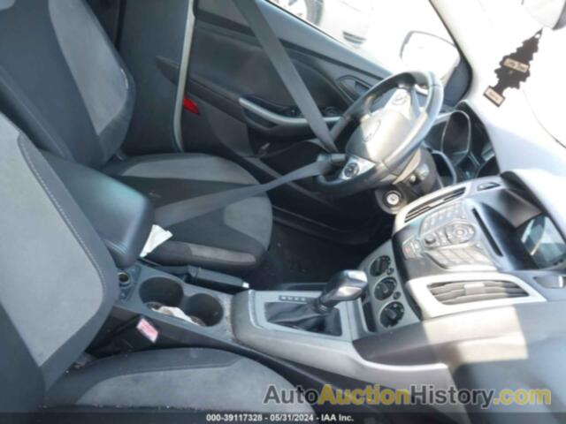 FORD FOCUS SE, 1FAHP3K29CL213147