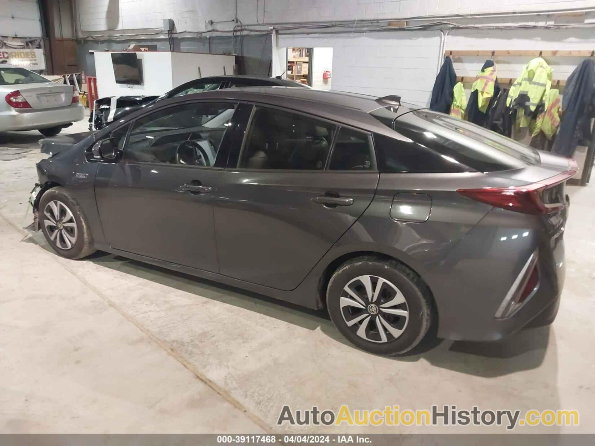 TOYOTA PRIUS PRIME, JTDKARFP2J3082120