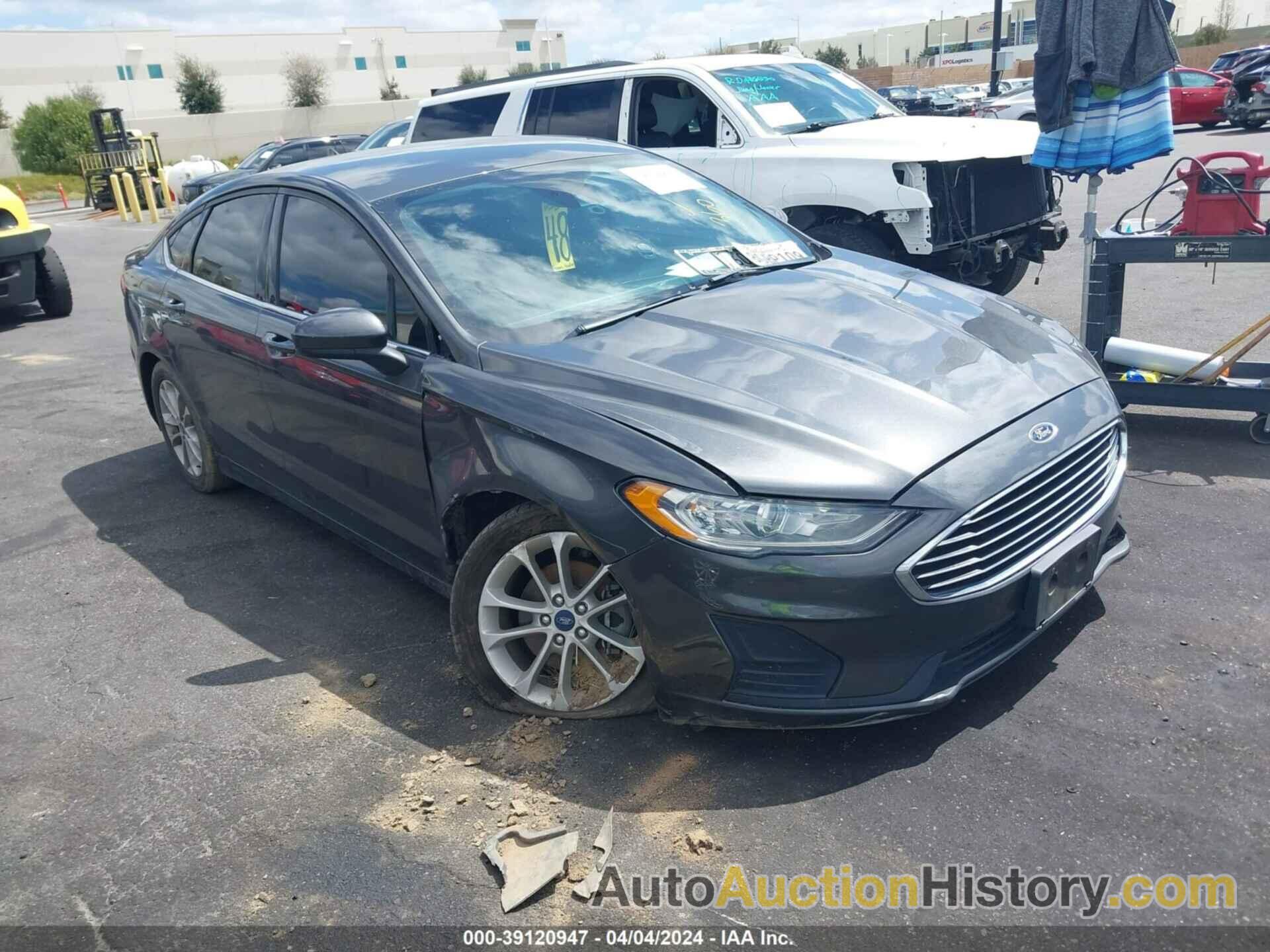 FORD FUSION SE, 3FA6P0HD0KR108513