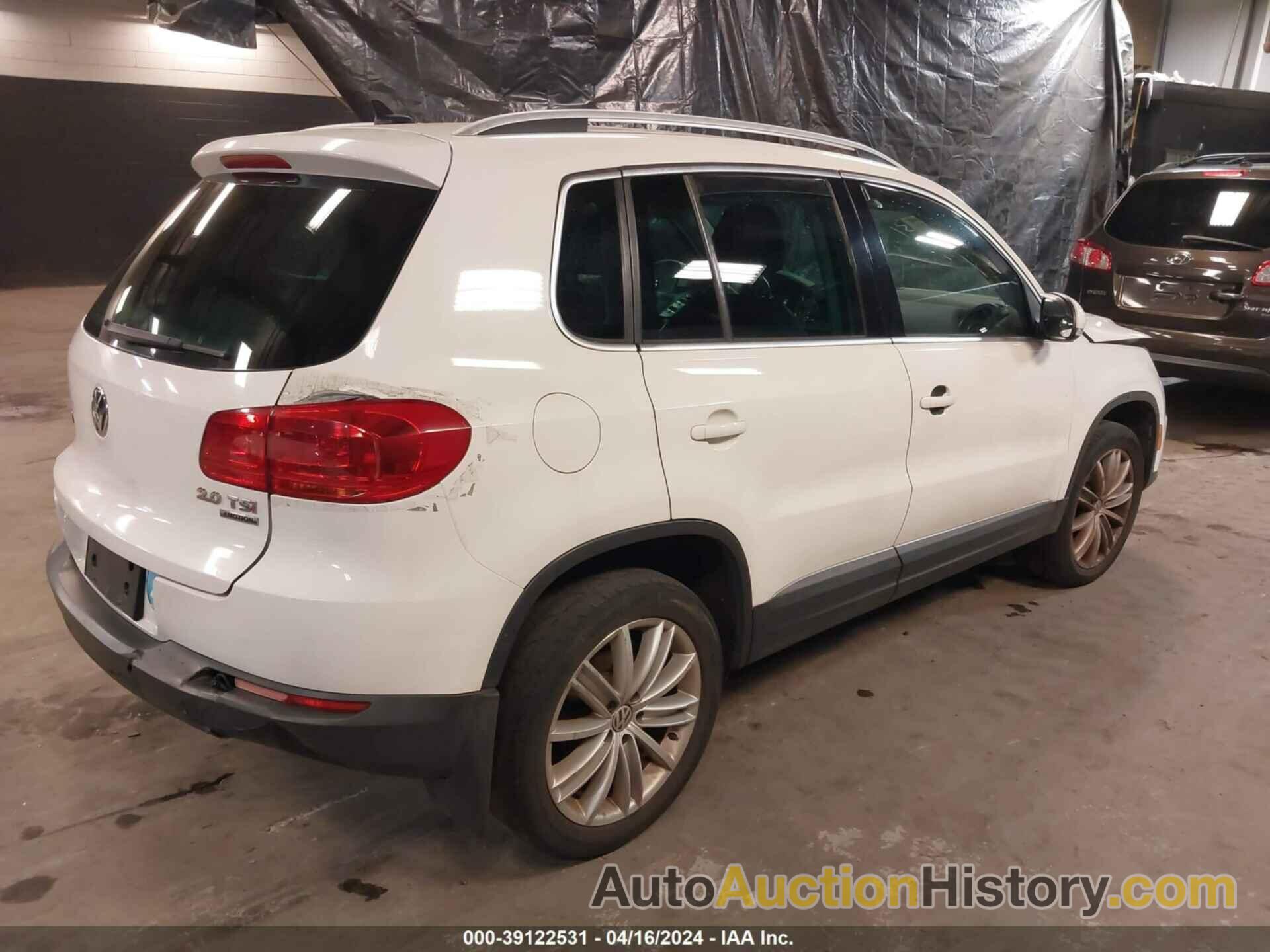 VOLKSWAGEN TIGUAN SE, WVGBV3AX9DW599566