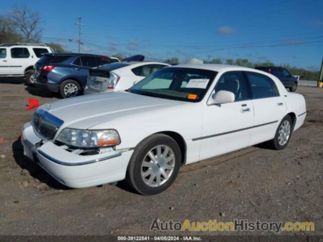 LINCOLN TOWN CAR SIGNATURE LIMITED, 2LNBL8CV6BX752727