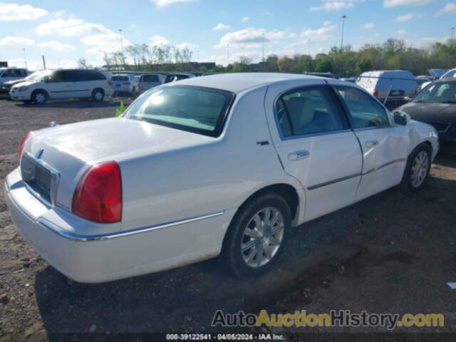 LINCOLN TOWN CAR SIGNATURE LIMITED, 2LNBL8CV6BX752727