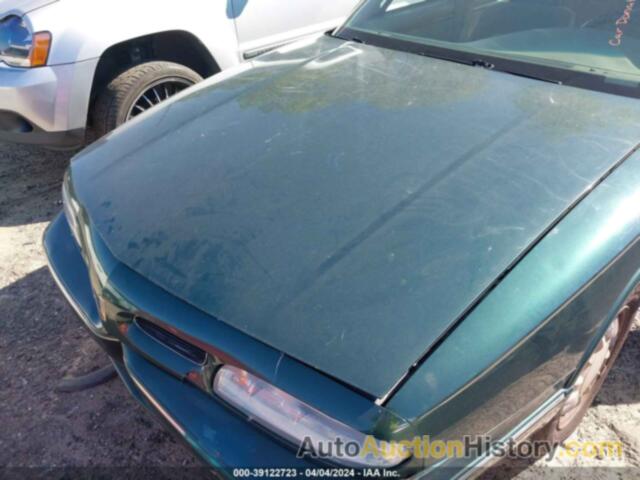 OLDSMOBILE 88 LS, 1G3HN52K2T4850564