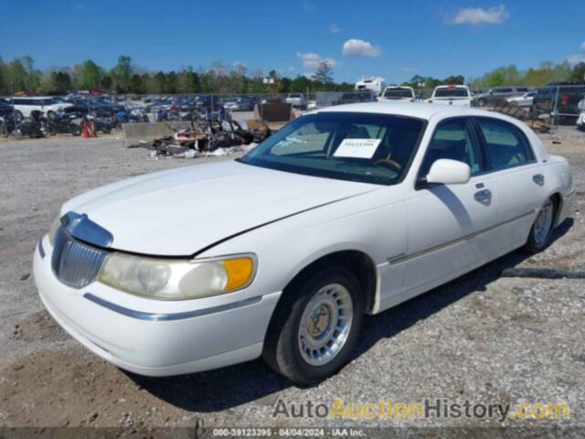 LINCOLN TOWN CAR EXECUTIVE, 1LNHM81W2XY685926