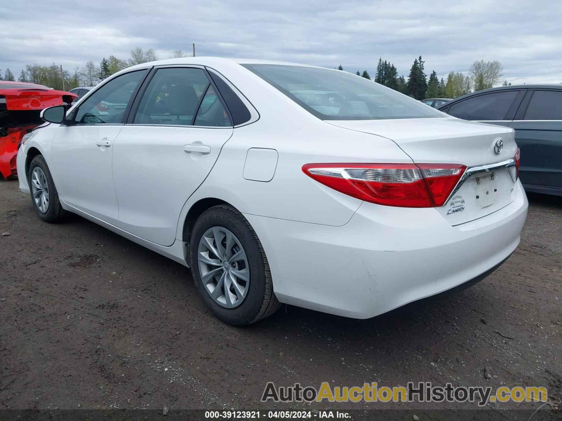 TOYOTA CAMRY LE, 4T1BF1FK9HU303431