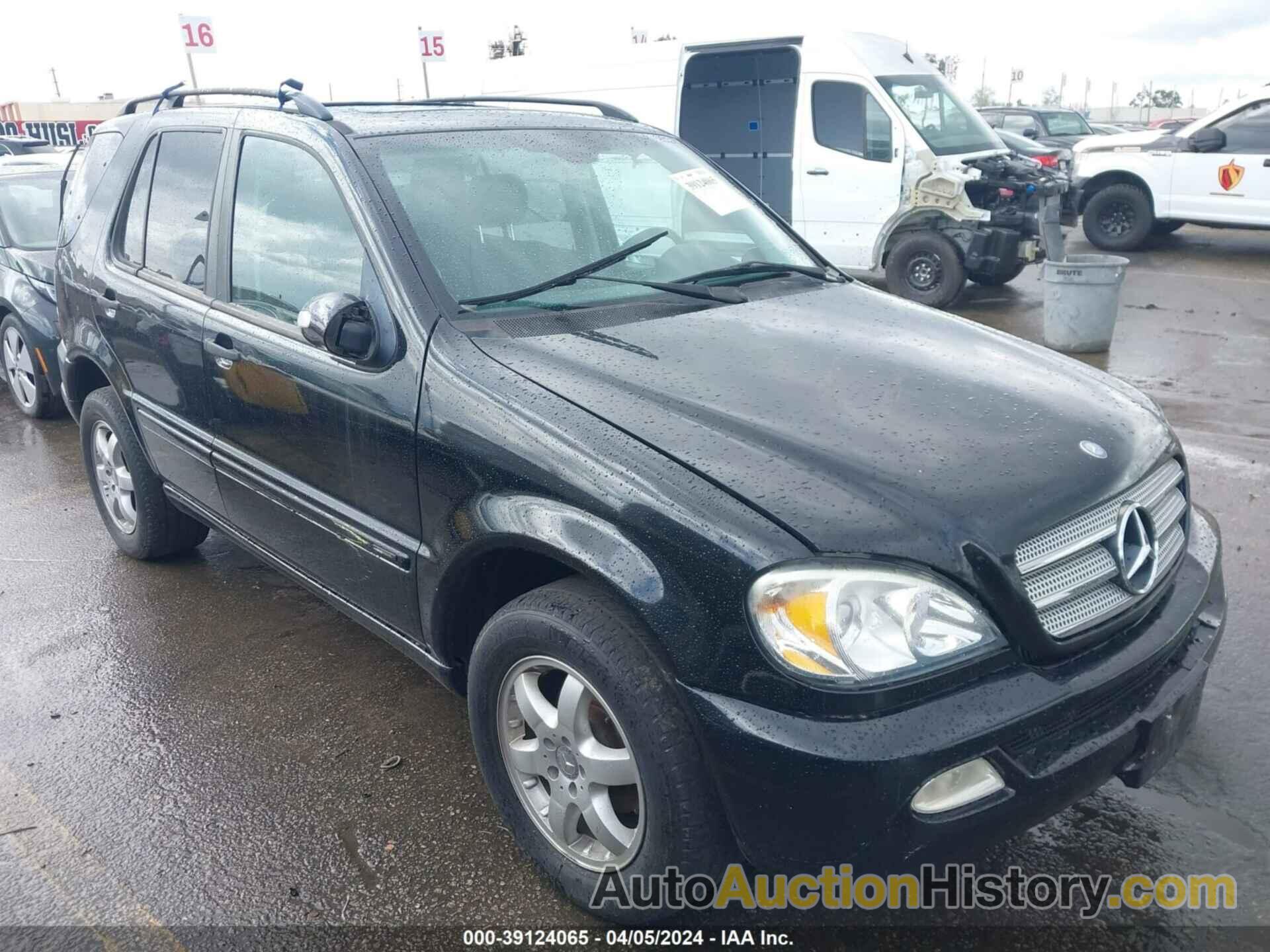 MERCEDES-BENZ ML 350, 4JGAB57E83A430883