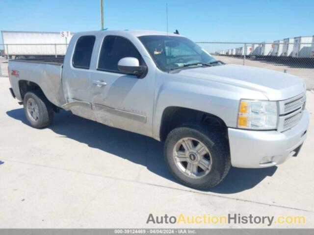 CHEVROLET SILVERADO 1500 LT, 1GCRKSE74CZ150423