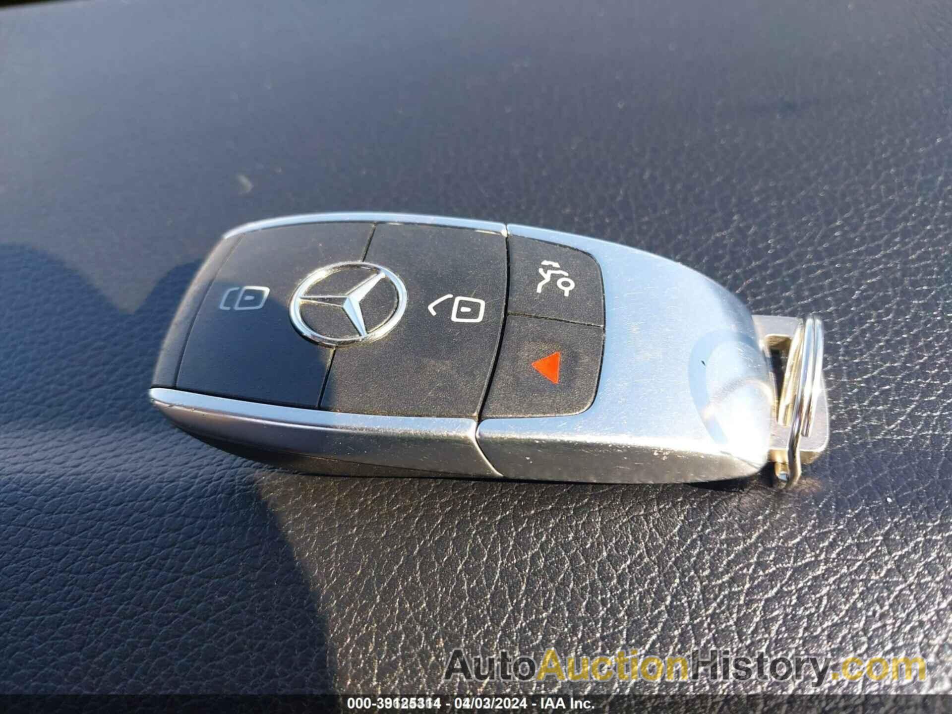 MERCEDES-BENZ GLB 250 4MATIC, W1N4M4HB0LW037823