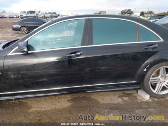 MERCEDES-BENZ S 550, WDDNG7DB5CA429788