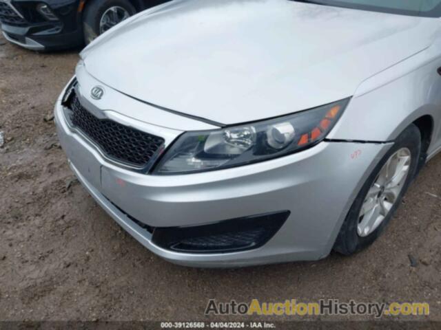 KIA OPTIMA LX, KNAGM4A70B5149615