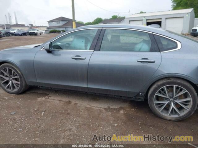 VOLVO S90 T6 MOMENTUM, LVY992MK1JP035846