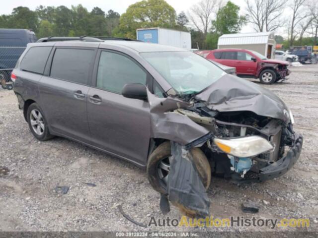 TOYOTA SIENNA LE, 5TDKK3DCXBS165126