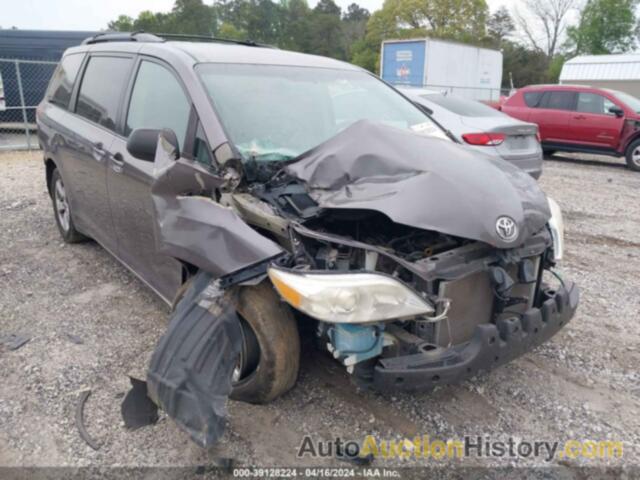 TOYOTA SIENNA LE, 5TDKK3DCXBS165126