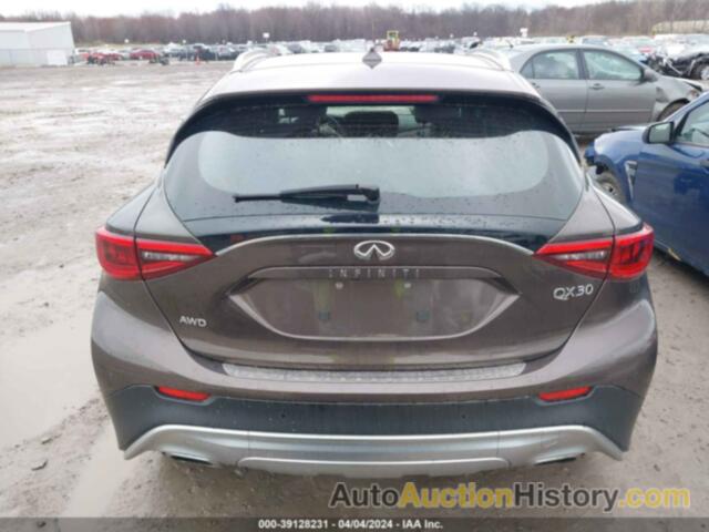 INFINITI QX30 ESSENTIAL, SJKCH5CR3JA005764