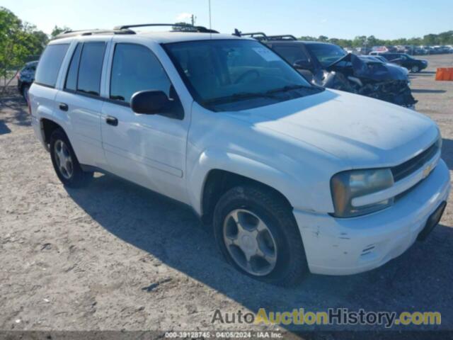 CHEVROLET TRAILBLAZER LS, 1GNDS13S172258256