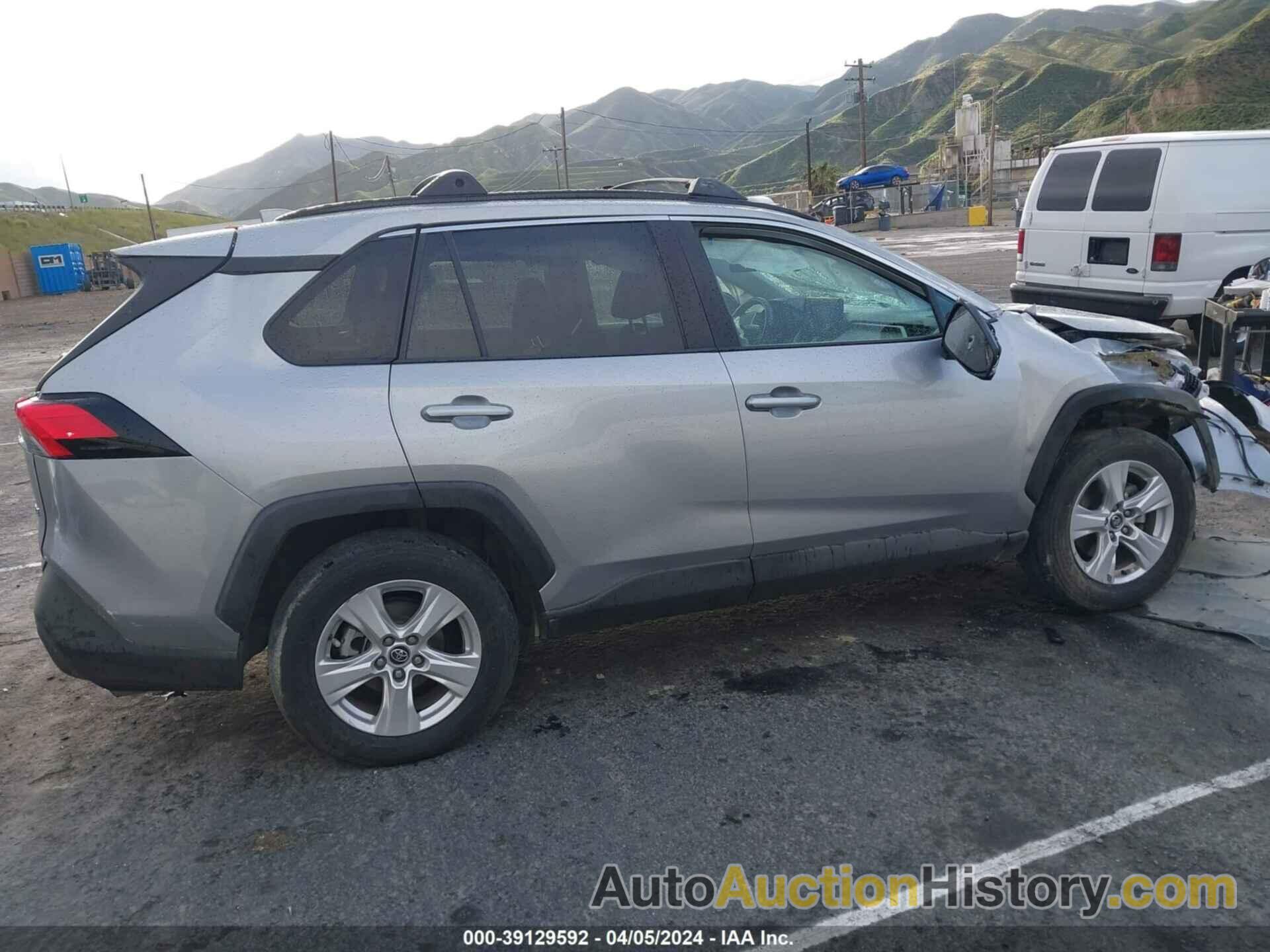 TOYOTA RAV4 XLE/XLE PREMIUM, 2T3W1RFV6LW072786