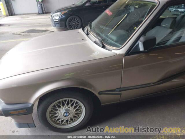 BMW 325 E, WBAAB540XH9801979