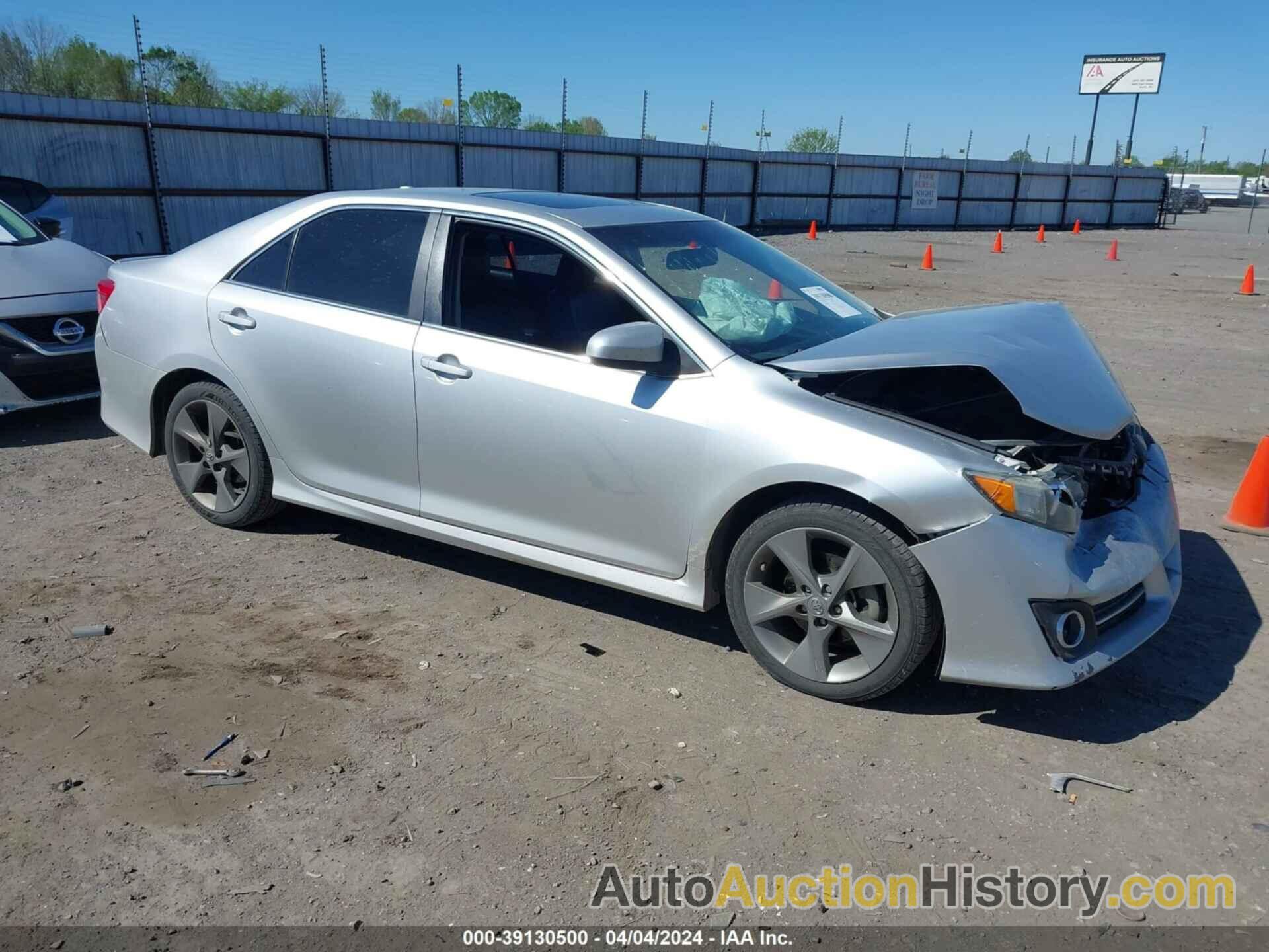 TOYOTA CAMRY SE V6, 4T1BK1FK2DU021783