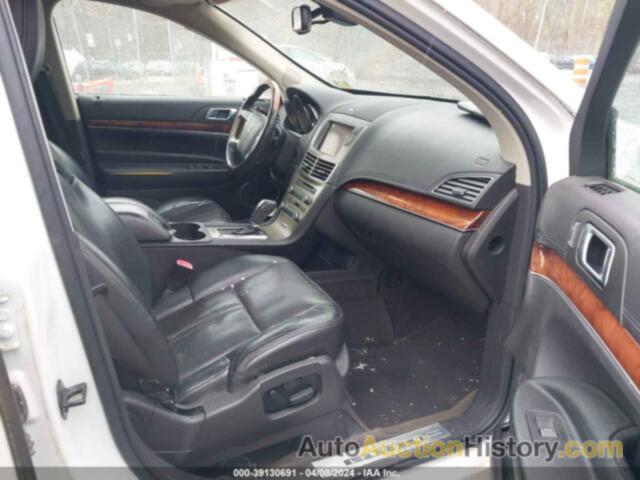 LINCOLN MKT ECOBOOST, 2LMHJ5AT6ABJ04725