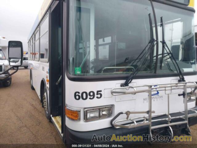 GILLIG TRANSIT BUS LOW, 15GGE271991091828