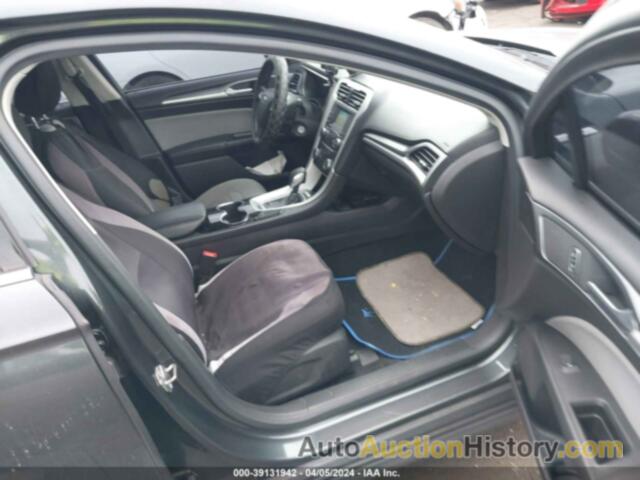 FORD FUSION S, 3FA6P0G76GR159470