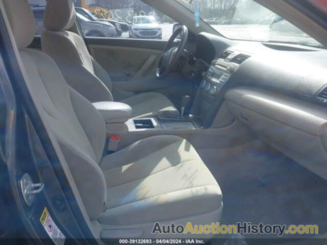 TOYOTA CAMRY LE, 4T1BE46K79U269723