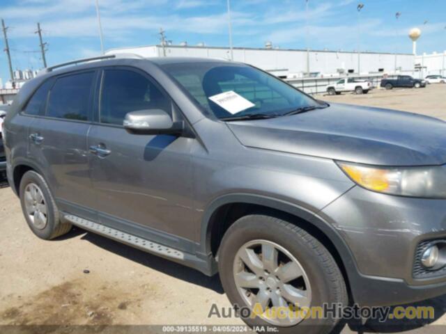 KIA SORENTO LX, 5XYKT4A65CG205631