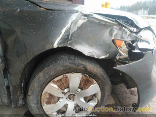 TOYOTA CAMRY LE, 4T4BE46K39R074160