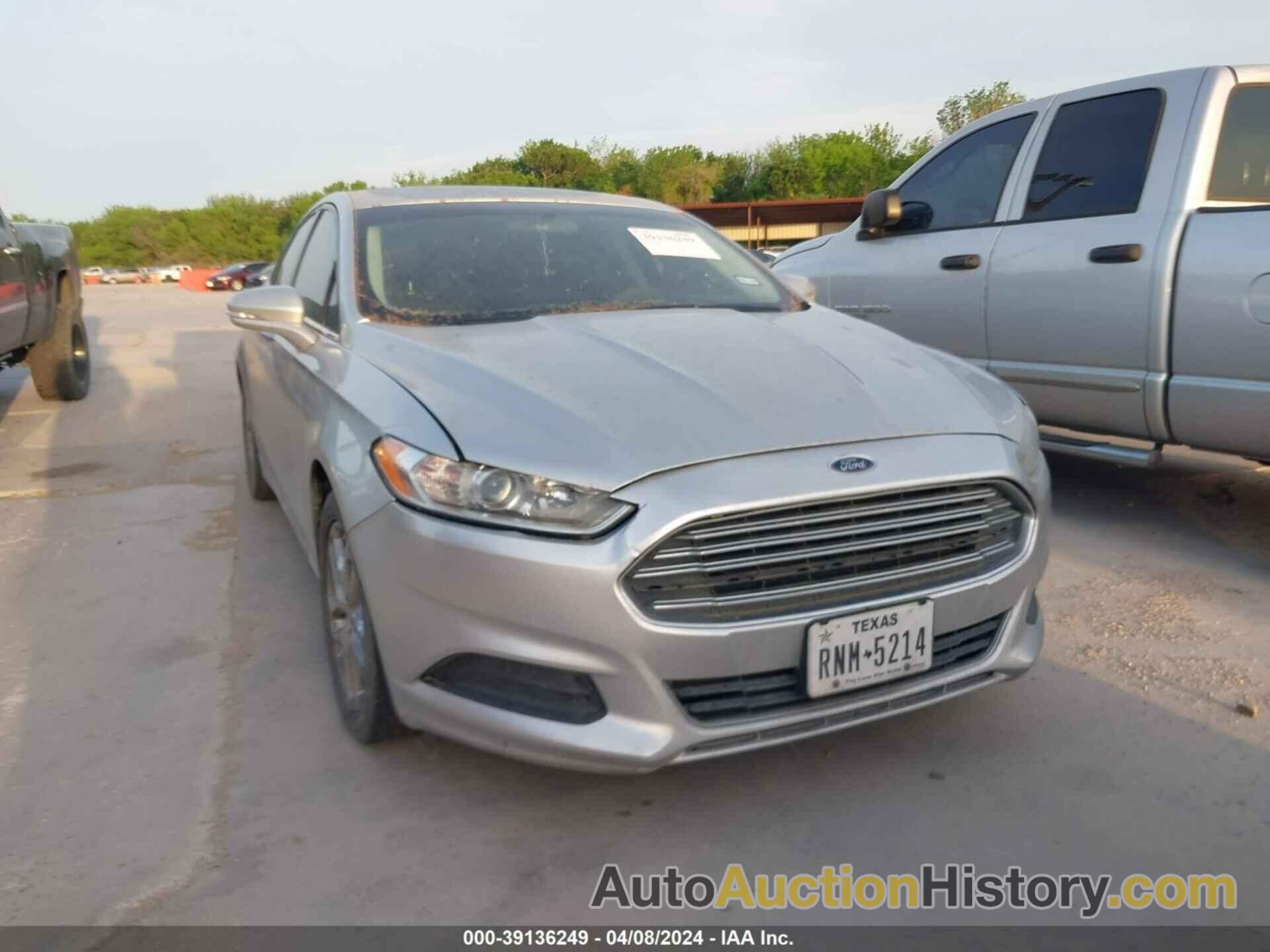 FORD FUSION SE, 3FA6P0H73DR370555