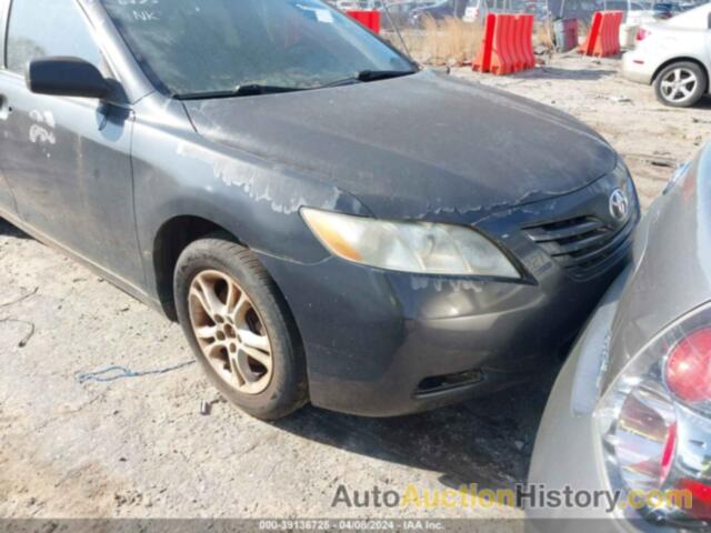 TOYOTA CAMRY LE, 4T1BE46K48U789683