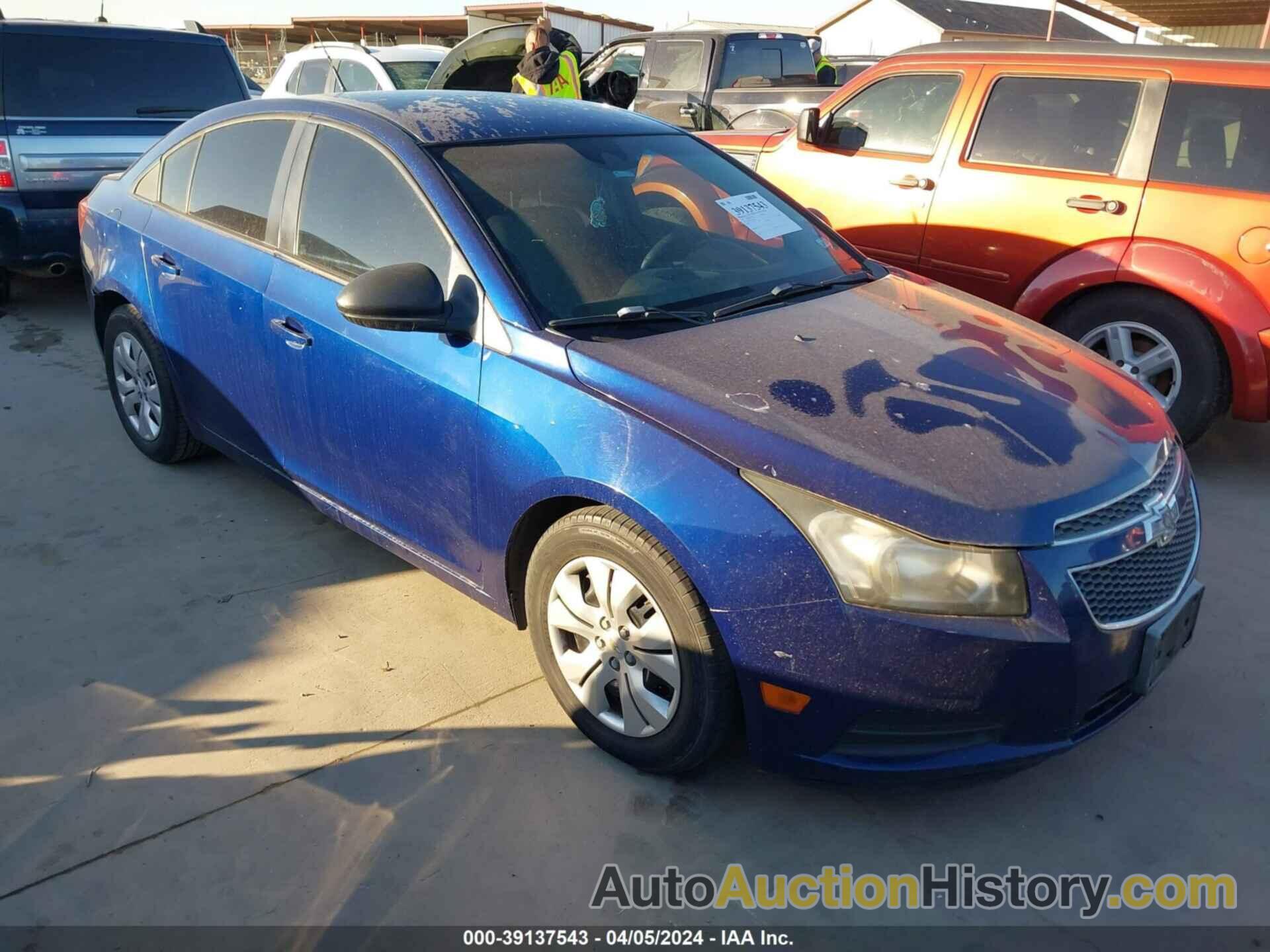 CHEVROLET CRUZE LS, 1G1PA5SH2D7301404