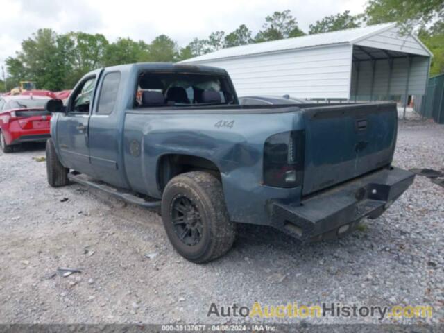 CHEVROLET SILVERADO 1500 LS, 1GCSKREA3AZ238799