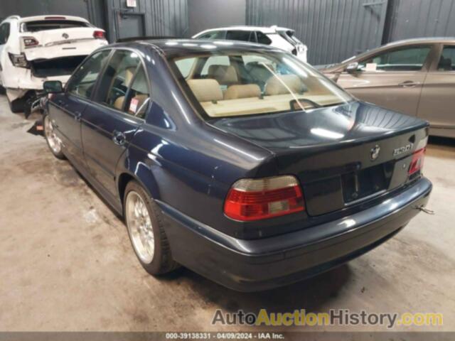 BMW 530IA, WBADT63403CK33791