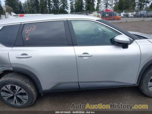 NISSAN ROGUE SV INTELLIGENT AWD, 5N1BT3BB3PC802790